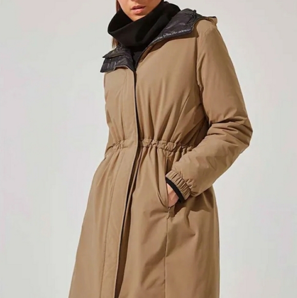 Reversible insulated long jacket - Picture 3 of 7